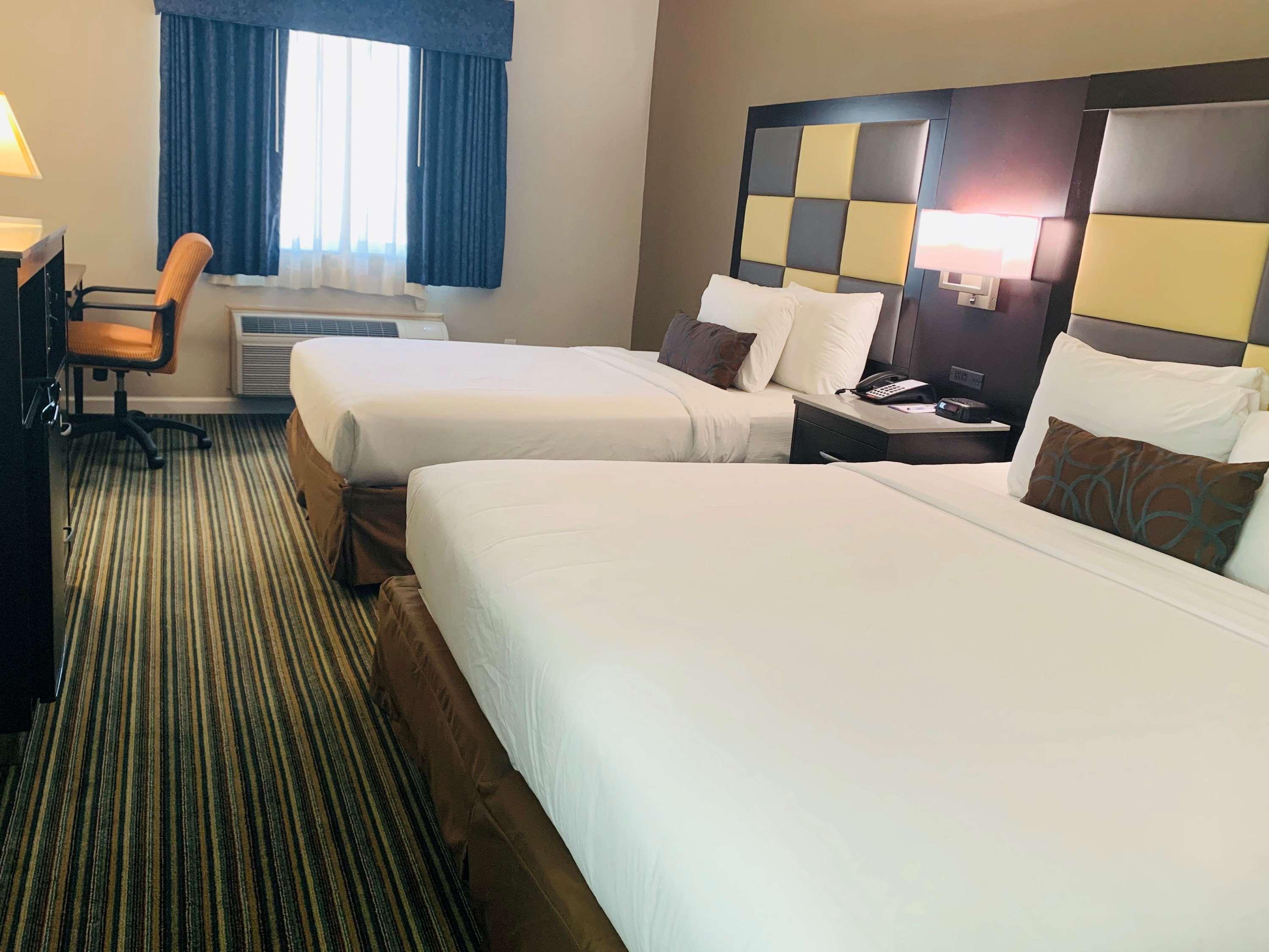 Surestay Plus Hotel By Best Western Redding Szoba fotó