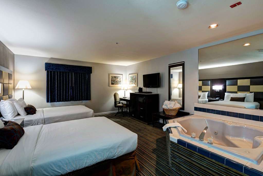 Surestay Plus Hotel By Best Western Redding Szoba fotó